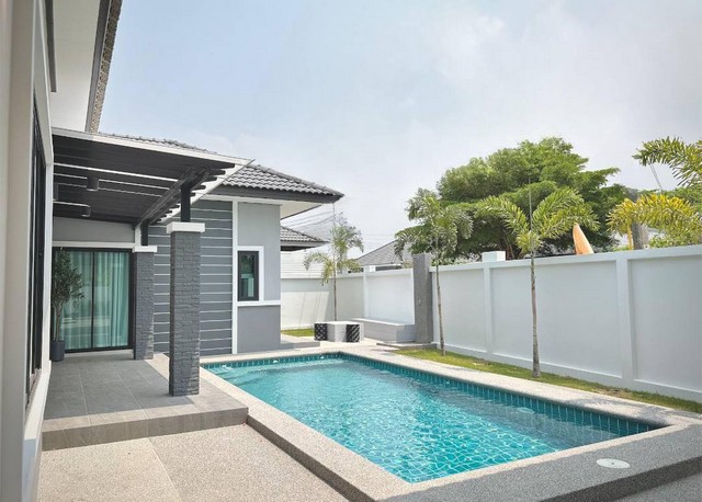 ขาย บ้านพูลวิลล่า ตกแต่งพร้อมอยู่ ห้วยใหญ่ พัทยา  อำเภอบางละมุง  จังหวัดชลบุรี