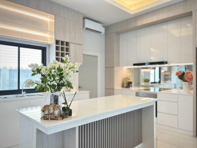 ขาย บ้านพูลวิลล่า ตกแต่งพร้อมอยู่ ห้วยใหญ่ พัทยา  อำเภอบางละมุง  จังหวัดชลบุรี