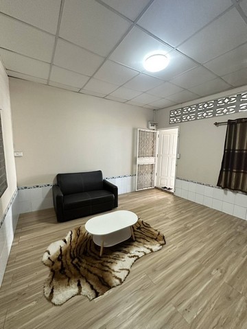 เช่าทาวน์เฮ้าส์ชั้นเดียวทำเลดี ค้าขายได้พิกัด ชัยพรวิถี3 บางละมุง ชลบุรี