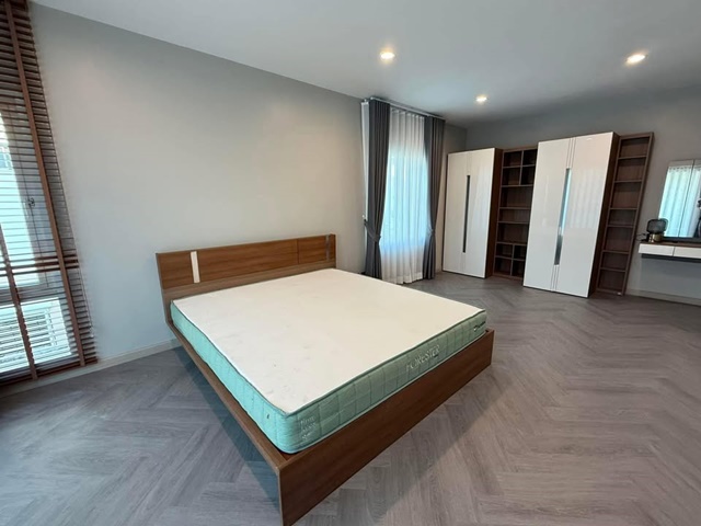 รพ.เอกปทุม 900 ม. แม็กซ์แวลู รังสิต คลอง2  600ม.  ถ.รังสิต-นครนายก ให้เช่าบ้านเดี่ยวใหม่ทั้งหลัง 3 นอน