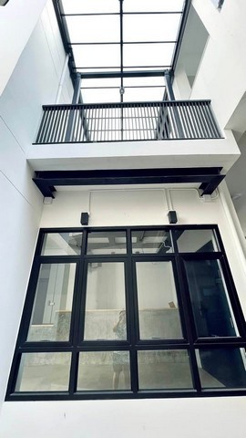 ให้เช่าโฮมออฟฟิศใกล้รถไฟฟ้าปุณณวิถี ใกล้ทางด่วน เหมาะทำสำนักงาน สตูดิโอ ,คลินิกเสริมสวย, ร้านทันตกรรม   สุขุมวิท 101 (BTS ปุณณวิถี)