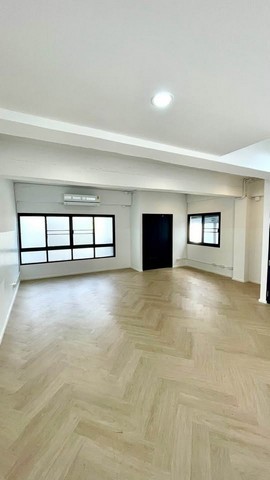 ให้เช่าโฮมออฟฟิศใกล้รถไฟฟ้าปุณณวิถี ใกล้ทางด่วน เหมาะทำสำนักงาน สตูดิโอ ,คลินิกเสริมสวย, ร้านทันตกรรม   สุขุมวิท 101 (BTS ปุณณวิถี)