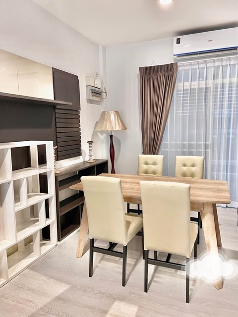 APLบ้านทับช้าง 600 ม. คฤหาสน์แนวตั้ง ให้เช่า 3 ชั้น กรุงเทพกรีฑา พระราม9 ทำเลคนรวย  252ตร.ม. บ้านกลางเมือง ม.แสตมฟอร์ด 3.3 กม. 3-4นอน