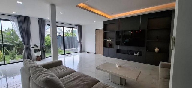 ขายพูลวิลล่าพัทยา มบ.นทีกานต์ ปาร์ควิว บ้านเดี่ยวพร้อมอยู่ สภาพดี TP-H1155