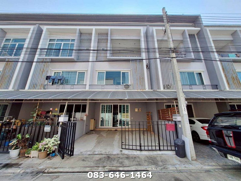 ขาย ทาวโฮมส์ 3 ชั้น ราคาไม่เกิน 4 ล้าน ดิ เอ็กซ์คลูซีฟ สาทร กัลปพฤกษ์ ใกล้ทางด่วนวงแหวนกาญจนาภิเษก 