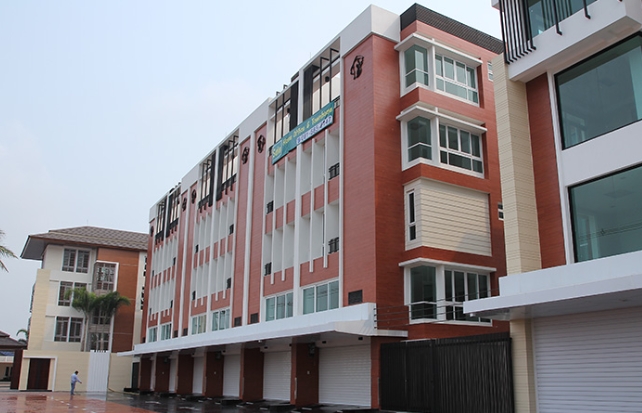  ขาย วัลยาทาวน์โฮม 5 ชั้น เลียบมอเตอร์เวย์ รามอินทรา