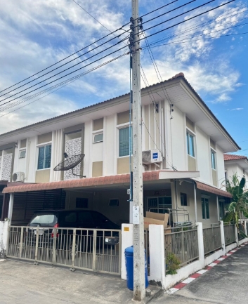 ขายทาวน์โฮม 2 ชั้นหลังมุม ไอลีฟ ทาวน์ 2 ประชาอุทิศ 90