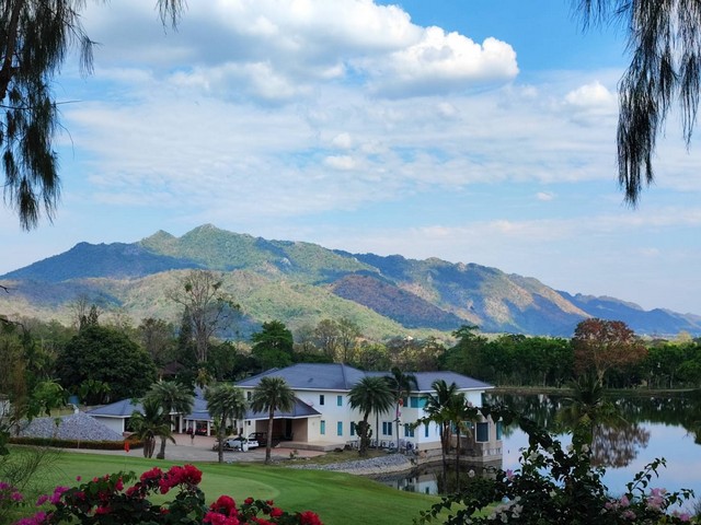 ขายที่ดิน 3 ไร่ อ.มวกเหล็ก สระบุรี ด้านหลังเห็นวิวเขาใหญ่ ติดรีสอร์ท ใกล้โรงแรม สนามกอล์ฟ โครงการหมู่บ้านหรู