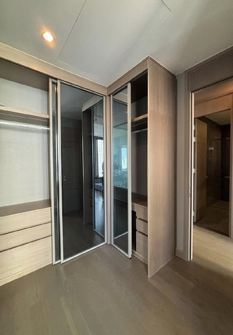 ขายหรือให้เช่า คอนโด 2 ห้องนอน THE ESSE at SINGHA COMPLEX อโศกมนตรี ขนาด 77 ตรม. ใกล้ BTS เพชรบุรี