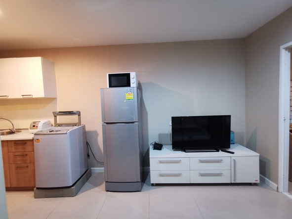 ให้เช่า คอนโด เมโทร พาร์ค สาทร ใกล้ BTS วุฒากาศ 31 ตรม. ชั้น 5 วิวโล่ง พร้อมเฟอร์ฯ