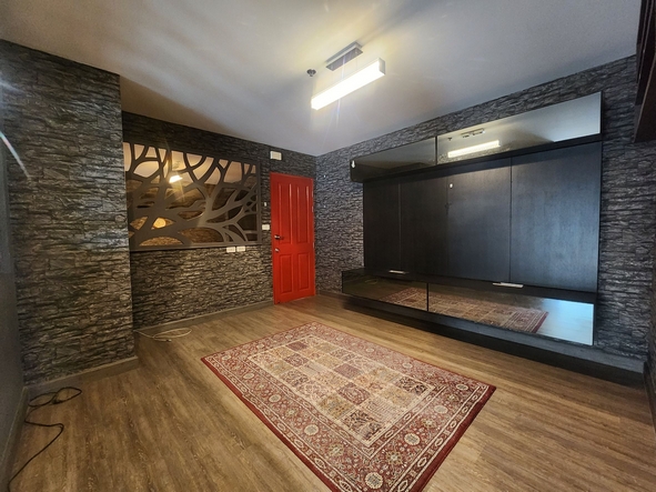 ขาย คอนโด เมโทร พาร์ค สาทร ชั้น 8 ขนาด 2 นอน 57 ตารางเมตร เฟอร์ครบ แต่งสวย วิวสระ ใกล้ BTS วุฒากาศ 