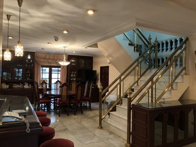 ให้เช่าบ้านเดี่ยว 2 ชั้น 208 ตรว. ย่านสาทร สวนพลูซอย 6 ใกล้ BTS ช่องนนทรี