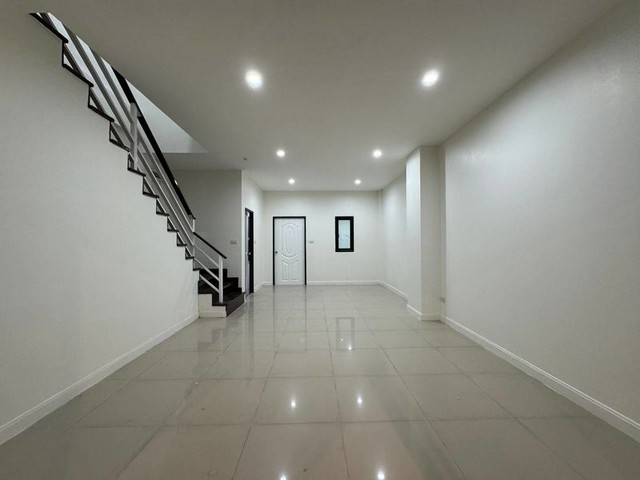 KDH0083 ขาย ทาวน์เฮ้าส์ เดอะเพอร์เฟค เพลส ทำเลนาป่า ขนาด 20ตร.วา 2ชั้น รีโนเวทแล้ว