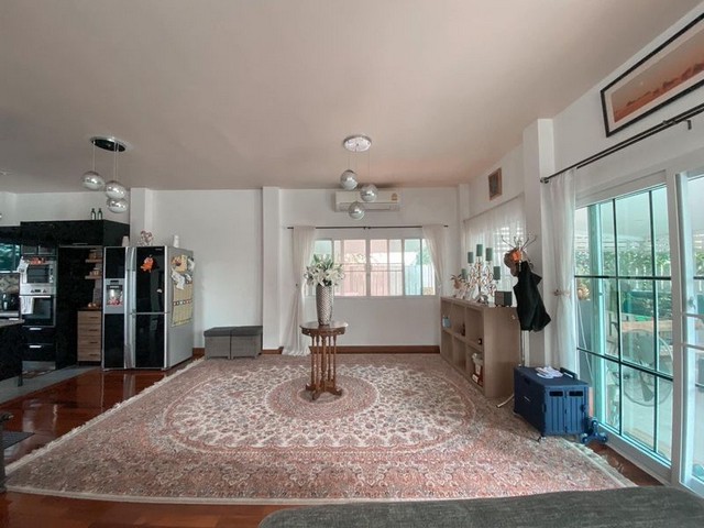 ให้เช่าพูลวิลล่า 2 ชั้น เฟอร์ครบ เป็นนส่วนตัว โซนสันทราย