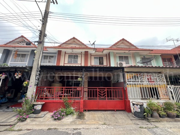 ทาวน์เฮ้าส์ 2 ชั้น บ้านพฤกษา ซี รังสิต - คลองหลวง 3