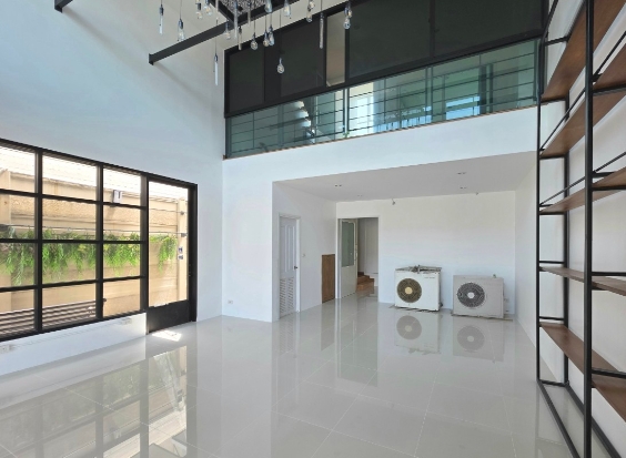 ให้เช่าและขายอาคารทาวน์โฮม 3.5 ชั้น พฤกษาอเวนิว พัฒนาการ