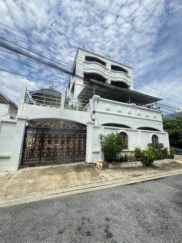 ขายบ้านเดี่ยว 5 ชั้น ประชานิเวศน์ 1 เป็นทำเลที่เชื่อมต่อกับ ถนนงามวงศ์วานวิภาวดี รัชดา ประชาชื่น