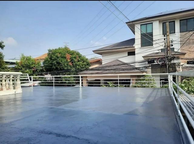 ให้เช่าบ้านเดี่ยว 2 ชั้น 77 ตรว. หมู่บ้านอยู่เจริญ 542 ซ.ประชาราษฎร์บำเพ็ญ 24 เดินทางสะดวก ใกล้ สนง. เขตห้วยขวาง