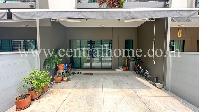 P1 ทาวน์โฮม บ้านกลางเมือง ราชพฤกษ์ - สาทร ตกแต่งพร้อมอยู่