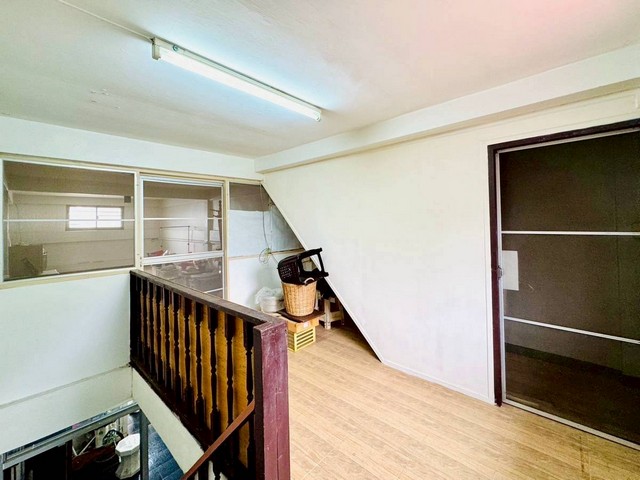 ขายอาคารพาณิชย์ ซอยสมเด็จพระปิ่นเกล้า 2 แขวงบางยี่เรือ เขตบางพลัด