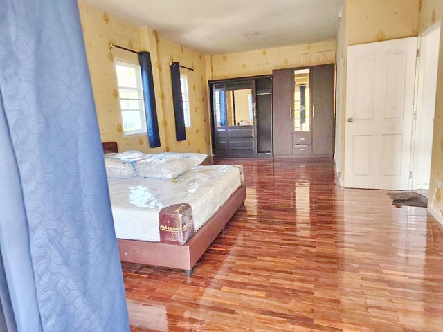 พระราม 9 อ่อนนุช  APLบ้านทับช้าง 300 ม.สุวรรณภูมิ  ตลาดนำชัย 2.5 กม ให้เช่าบ้านเดี่ยว 2 ชั้น 60 ตร.วา. 4นอน 240 ตร.ม. เฟอร์ครบ