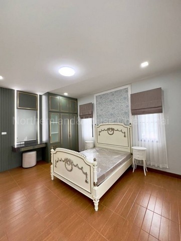 บ้านเดี่ยว 2 ชั้น สไตล์โมเดิร์น โซนพืชสวนโลก แม่เหียะ