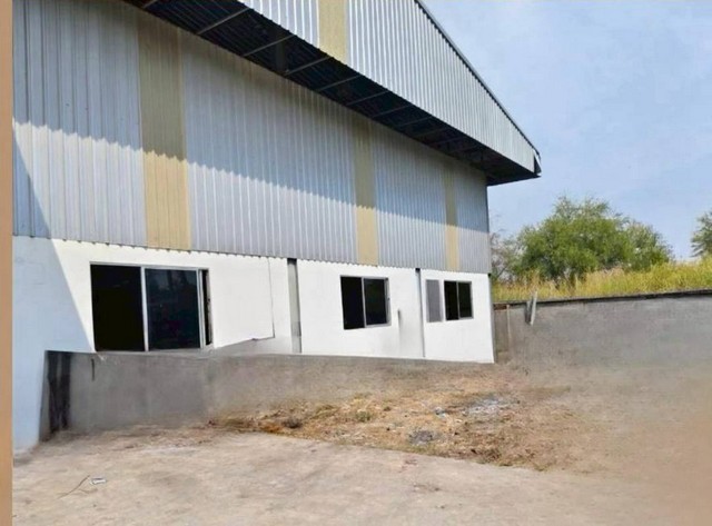 ขายและให้เช่าโรงงาน/คลังสินค้ ผังสีเหลือง ที่ดินรวม 1 ไร่ โกดังขนาด 1,000 ตรม หนองบอนแดง บ้านบึง ชลบุรี