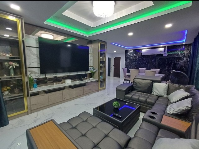 รหัสC6714 ให้เช่าบ้านเดี่ยว รีโนเวทใหม่ หมู่บ้านฐานทอง เฉลิมพระเกียรติ ร.9 ซอย 56