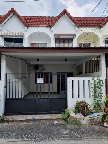 รหัสC6704 ให้เช่าทาวน์เฮ้าส์ 2ชั้น หมู่บ้านชื่นสุขวิลล์ อ่อนนุช 70 ใกล้ถนนศรีนครินทร์ ติดรถไฟฟ้าสีเหลือง 