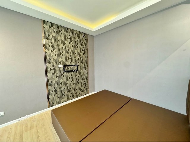 ขายทาวโฮม3ชั้น  เฉลิมพระเกียรติ ร. 9 แขวงดอกไม้ เขตประเวศ  หลังมุม บ้านกลางเมืองสวนหลวง