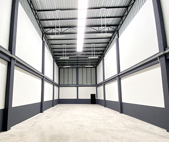 ให้เช่าโรงงาน โกดัง ย่านลาดหลุมแก้ว บางบัวทอง  282 ตร.ม.