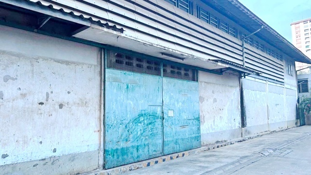 สุขสวัสดิ์ 48-54 ให้เช่าโกดังขนาดใหญ่ 790 ตร.ม.197 ตร.วา.MRT สะพานพระรามเก้า 2.2 กม. ม.พระจอมเกล้าธนบุรี 2.6 กม. ตลาดสดบางปะกอก 1.4 กม