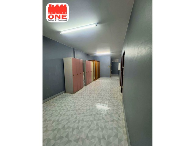 ทาวน์เฮาส์ 2 คูหา ซอยหมู่บ้านจัดสรร ต.มะม่วงสองต้น อ.เมืองนครศรีธรรมราช จ.นครศรีธรรมราช