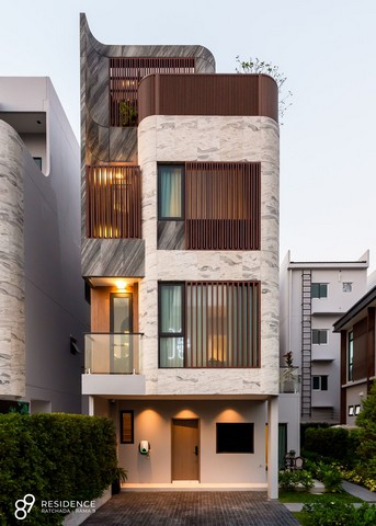 รหัสC6717 ให้เช่าบ้าน 4ชั้น โครงการ 89 Residence Ratchada - Rama9 ถนนรัชดา ซอยเทียมร่วมมิตร ใกล้สถานทูตเกาหลี