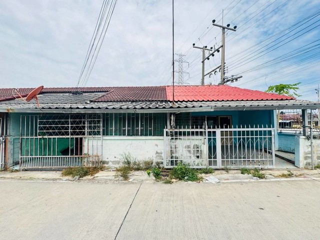 KDH0094 ขายทาวน์เฮ้าส์ คู่ขวัญ (หนองซ้ำซาก-บ้านบึง) ขนาด 31 ตร.วา1ชั้น รอรีโนเวท