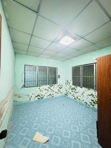 KDH0094 ขายทาวน์เฮ้าส์ คู่ขวัญ (หนองซ้ำซาก-บ้านบึง) ขนาด 31 ตร.วา1ชั้น รอรีโนเวท