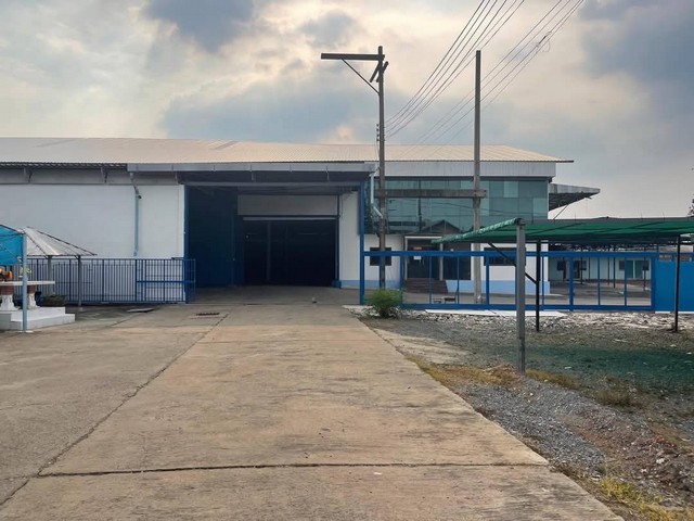 โกดังพร้อมออฟฟิศ2ชั้นในตัวอาคาร รีโนเวทใหม่ ย่านเพชรเกษม บางแค 