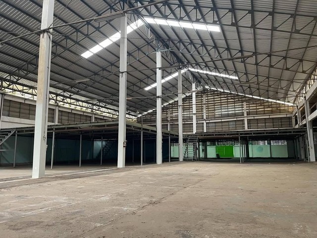 โกดังพร้อมออฟฟิศ2ชั้นในตัวอาคาร รีโนเวทใหม่ ย่านเพชรเกษม บางแค