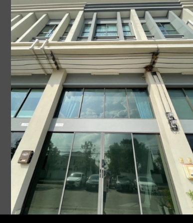 ให้เช่าอาคาร3.5 ชั้น รังสิตคลอง1 ห้องน้ำ ติดถนนรังสิต นครนายก