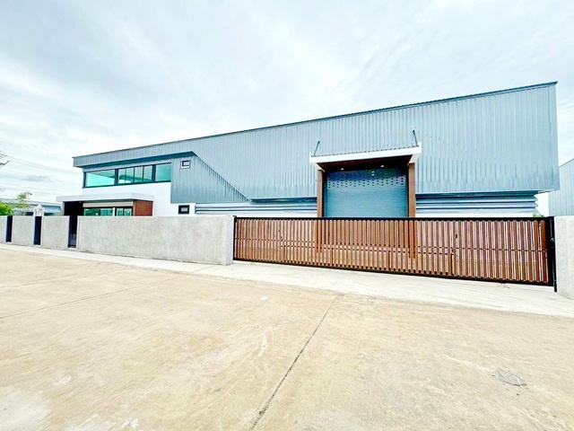 มอเตอร์เวย์  มีใบ รง.4 ตลาดนราภิรมย์ 3.0 กม.โลตัส นครปฐม 1.3 กม.780ตร.ม.195ตร.วา. โรงงาน ถ.ศาลายา-บางภาษี 