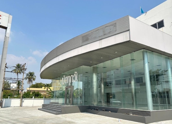 ให้เช่าพื้นที่โชว์รูม สำนักงาน ศูนย์บริการ  เนื้อที่ 2 ไร่ ย่านบางใหญ่ นนทบุรี ใกล้ เซ็นทรัลเวสต์เกต MRT สามแยกบางใหญ่