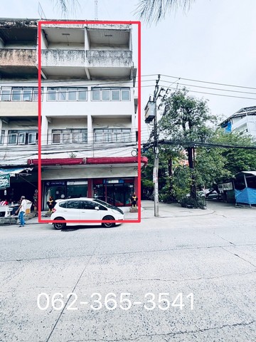 ขายด่วนอาคารพาณิชย์ 5 ชั้น รามคำแหง 2 ซอยรามคำแหง 6 บางนา หลังมุม จอดรถได้หลายคัน ใกล้ตลาดนัมเบอร์วัน-ราม 2