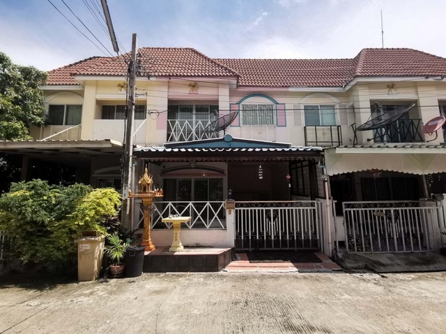 ขาย ทาวน์เฮ้าส์ ชนันธร วินมิลล์ หนองแขม กรุงเทพ PTT10342