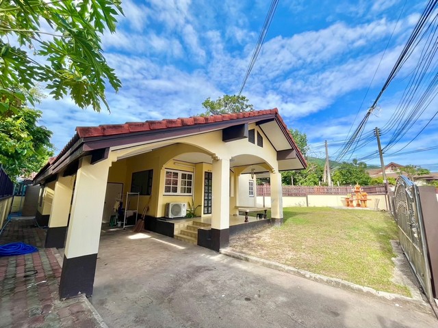 ให้เช่าบ้านศรีราชา บ้านชั้นเดียว 82 ตร.ว. ห้องนอน 3 ห้องน้ำ2 ติดถนนสุขุมวิท อำเภอศรีราชา จังหวัดชลบุรี