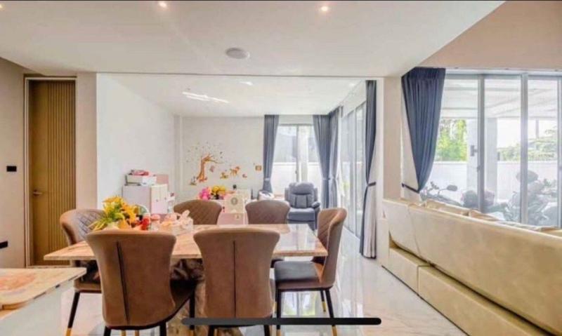 คุ้มสุดๆ ขายวิลล่าหรู 6.5 ล้าน 60 ตรว. #สันทราย #สไตล์โมเดิร์น โปร่งโล่งสบาย บรรยกาศดี ในแหล่งชุมชน #ซื้ออยู่เองหรือปล่อยเช่าได้