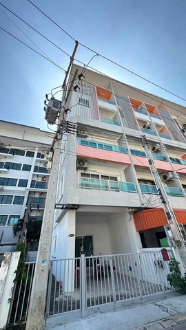 ขายที่ดินพร้อมตึกแถว 5 ชั้น ขนาด 341.60 ตารางเมตร ถนน บางแสนล่าง ต.แสนสุข อ.เมือง จ.ชลบุรี