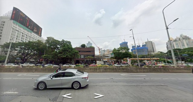 ขายที่ดินติดถนนสาทรเหนือ 78.4 ตรว พร้อมสิ่งปลูกสร้าง-สำนักงาน 4ชั้น ใกล้รถไฟฟ้าช่องนนทรีและสิ่งอำนวยความสะดวกมากมาย