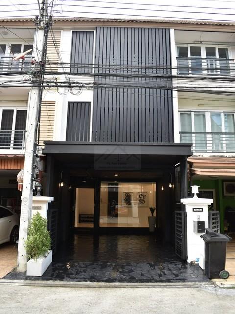 ให้เช่าทาวน์โฮม 3 ชั้น โครงการคาซ่า ซิตี้ สุคนธสวัสดิ์ 2 เกษตร-นวมินทร์ ใกล้เลียบด่วน