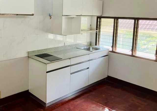 รหัสC6740 ให้เช่าบ้านเดี่ยว รีโนเวทใหม่ หมู่บ้านนวธานี ถนนเสรีไทย เดินทางสะดวกใกล้มอเตอร์เวย์