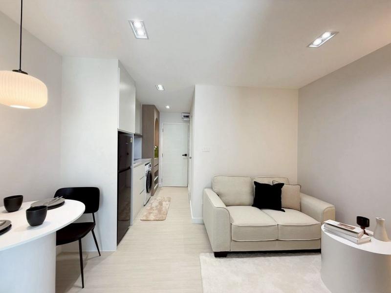 โซนเจ็ดยอด ขาย 1.89 ล้าน 29 ตรม. #JCHill place คอนโด ตกแต่งพร้อมอยู่ #ติดเจ็ดยอดพลาซ่า ห่างมช. แค่ 800 เมตร #ซื้ออยู่เองหรือปล่อยเช่าได้